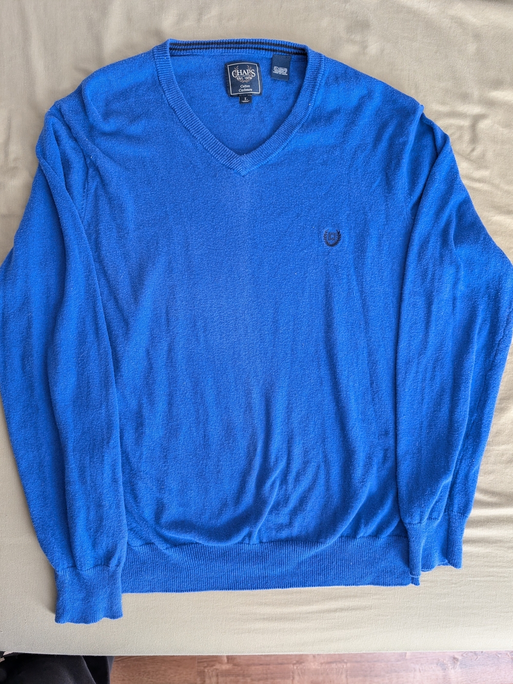 Chaps Men's V-Neck Sweater- Blue L